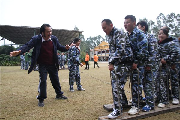 大將軍陶瓷榮獲團(tuán)隊(duì)協(xié)作一等獎(jiǎng)
(圖1)